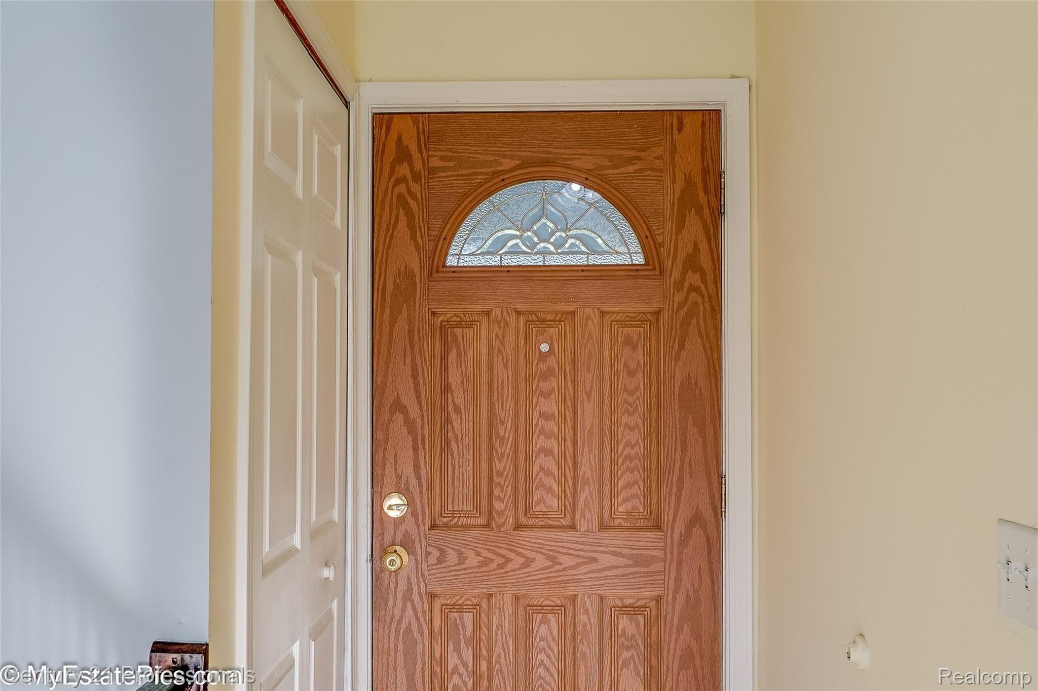 40768 West Mill Rd Court Novi, MI 48375 - Photo 34 of 55 40768 mill rd ct w Novi-40.jpg