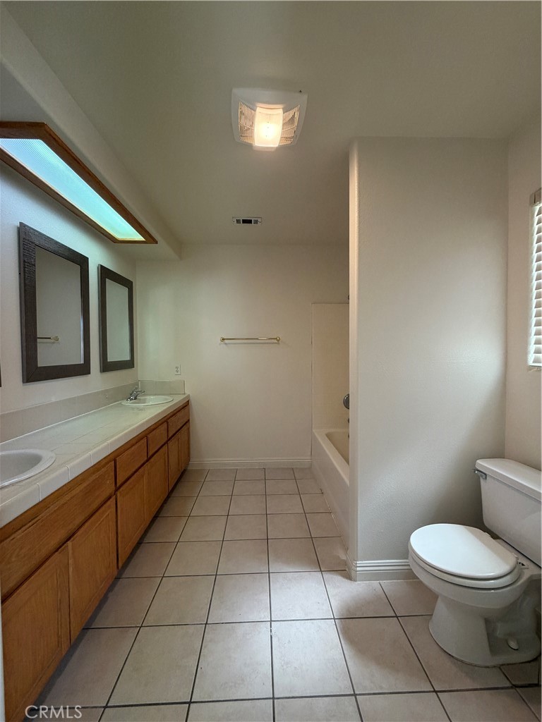 22265 Thunderbird Road Apple Valley, CA 92307 - Photo 11 of 17