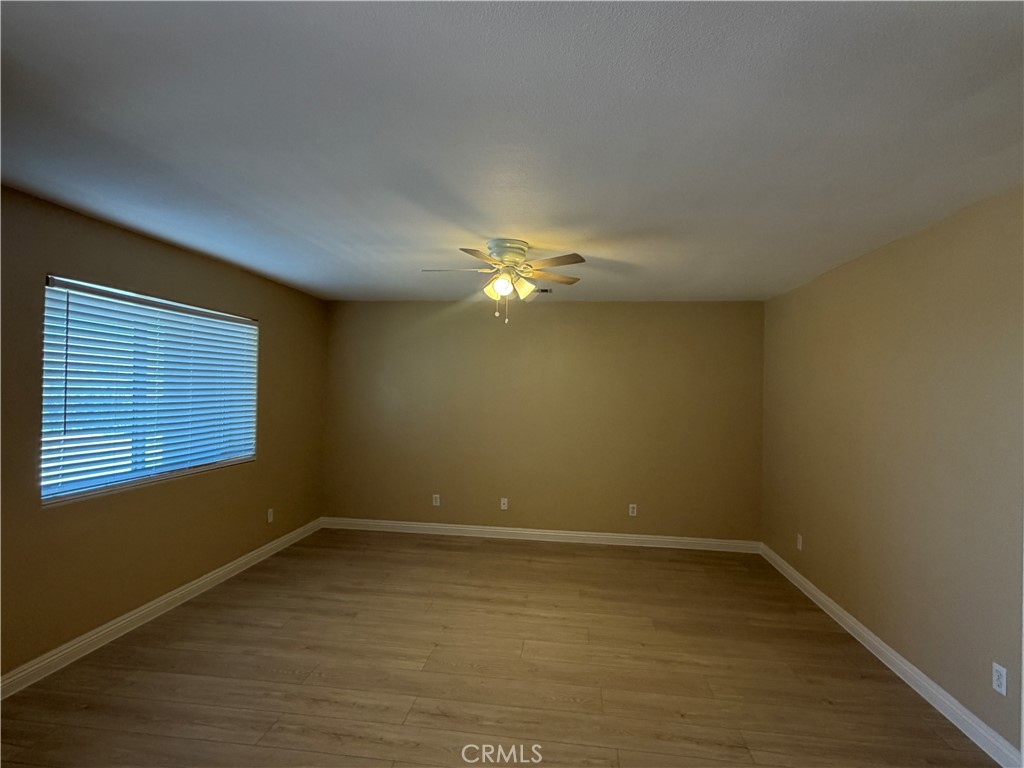 22265 Thunderbird Road Apple Valley, CA 92307 - Photo 2 of 17