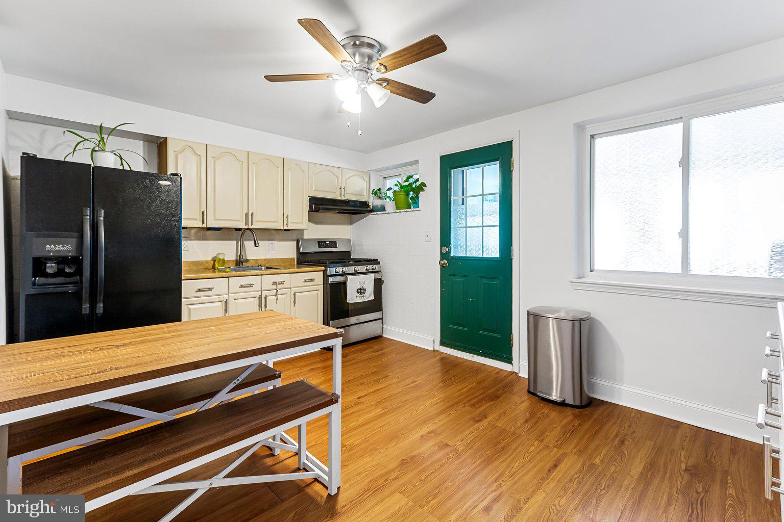 1917 Eastfield Road Dundalk, MD 21222 - Photo 6 of 22 Gallery Image 6