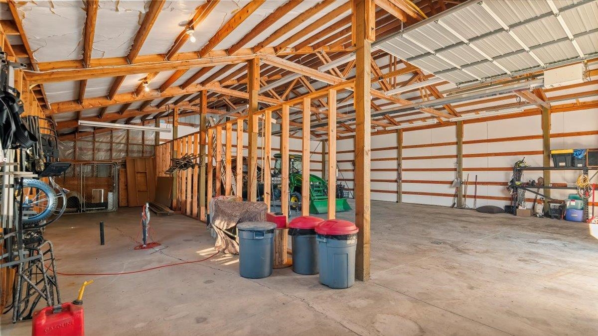 16815 North Greenbluff Road Colbert, WA 99005 - Photo 44 of 50