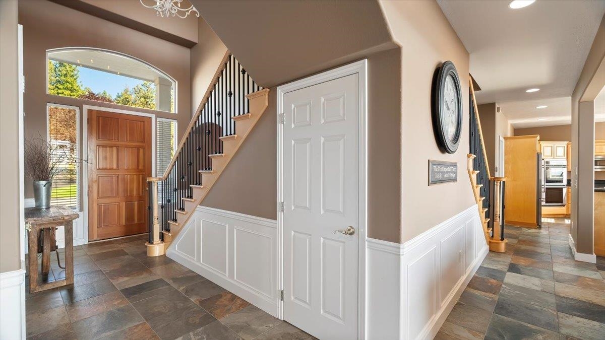 16815 North Greenbluff Road Colbert, WA 99005 - Photo 6 of 50