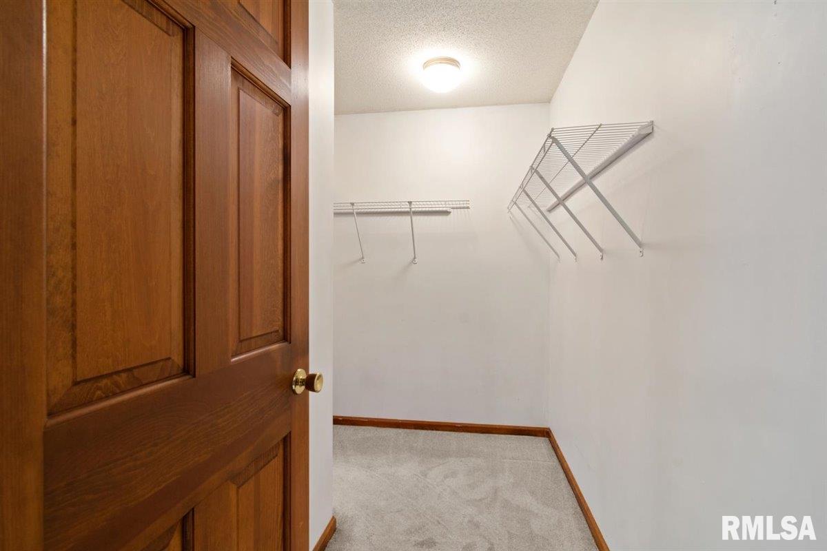 6301 Kate Court Springfield, IL 62712 - Photo 27 of 41