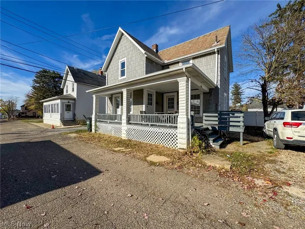 $150,000 | 118 Prospect Street, Dover, OH 44622