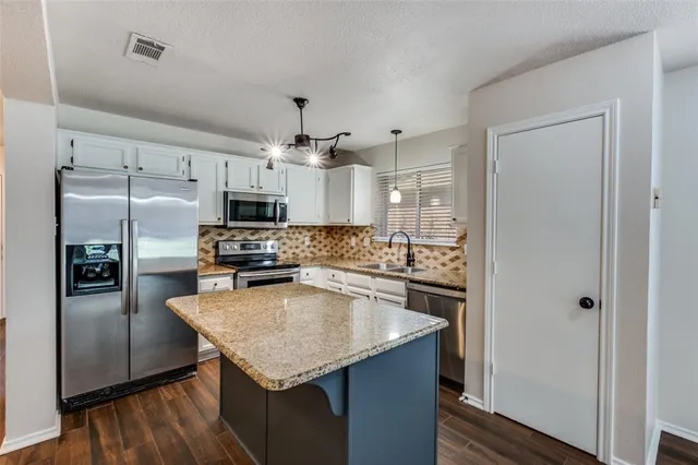 $365,000 | 2606 Whetstone Drive, Corinth, TX 76210