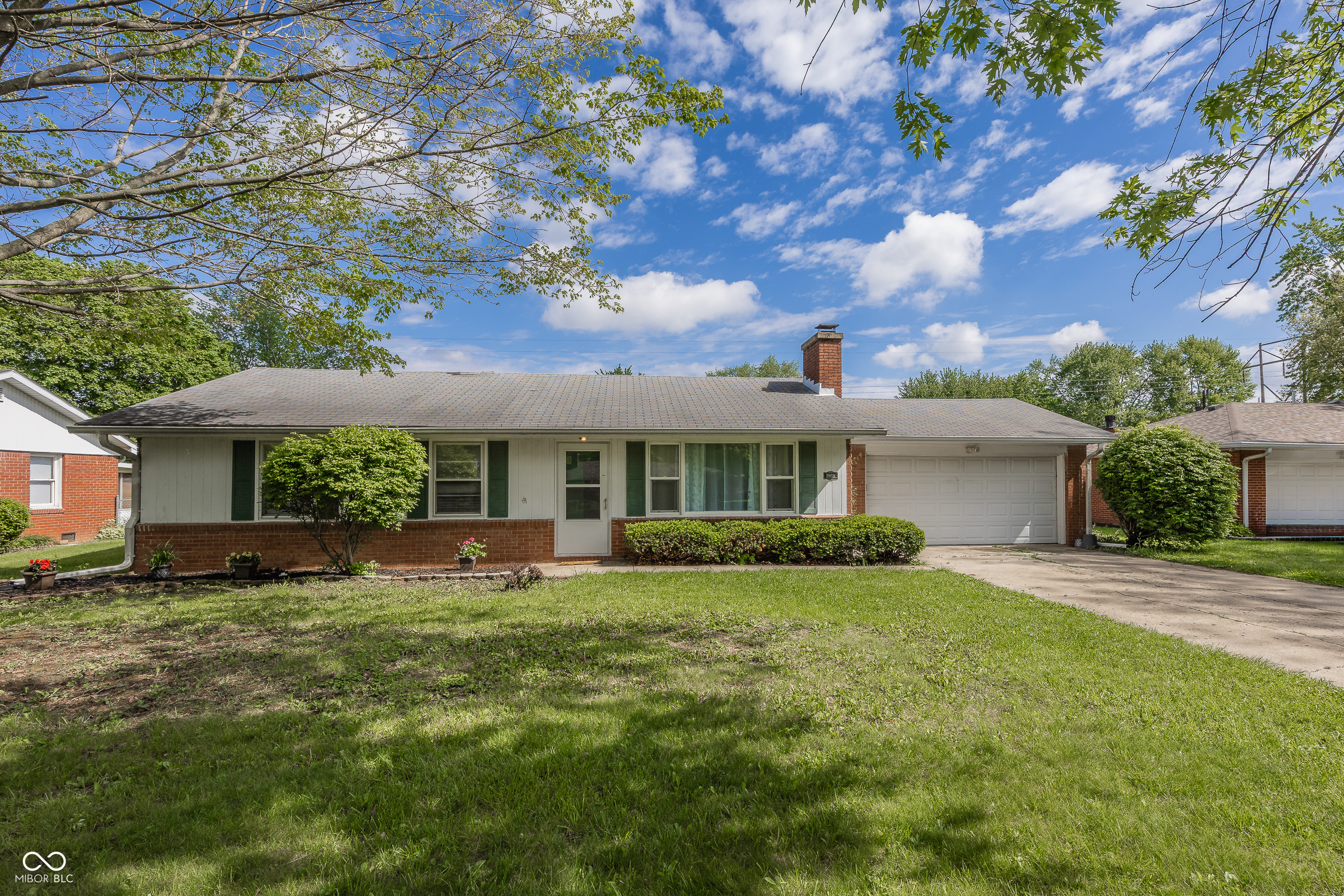 1908 Lora Street Anderson, IN 46013 - Photo 1 of 27