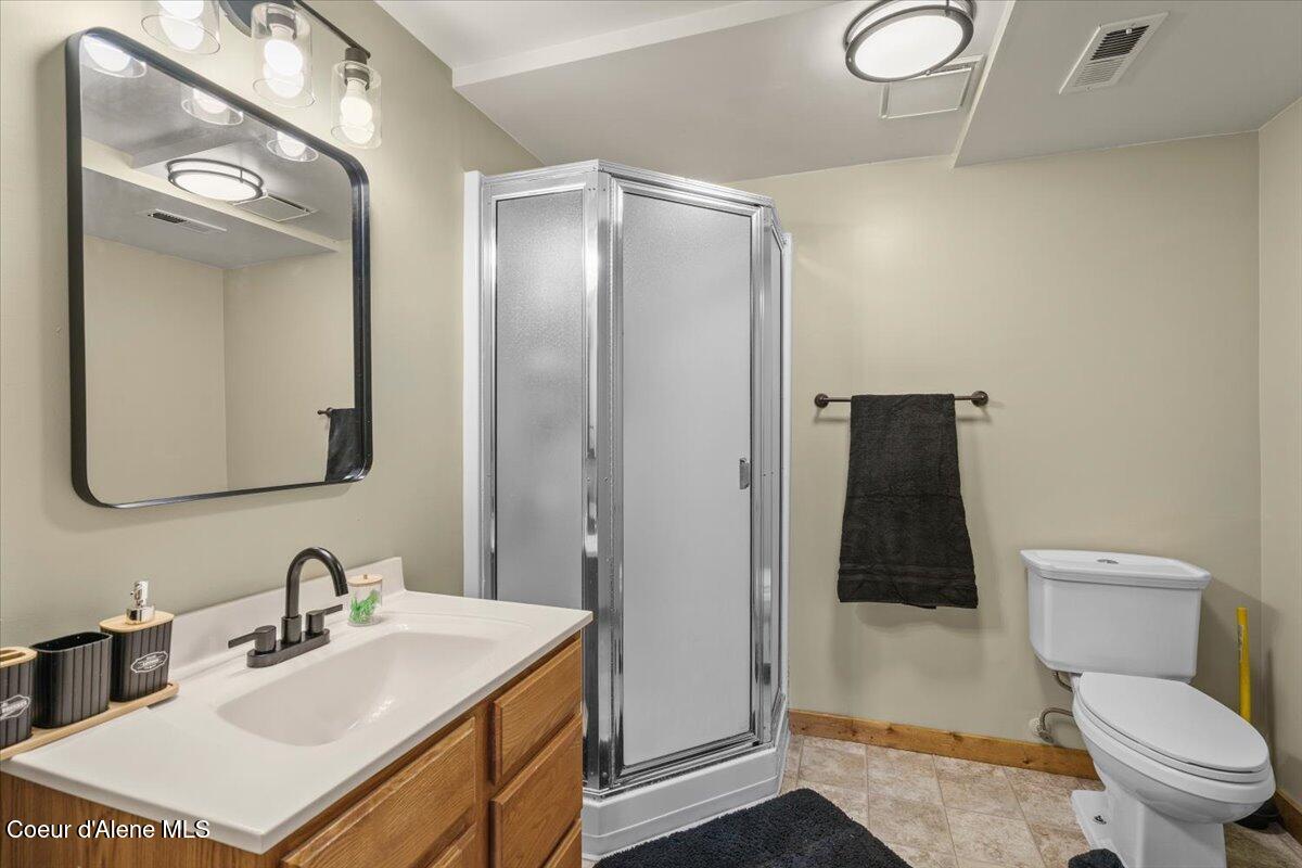 14751 North Smith Avenue Rathdrum, ID 83858 - Photo 26 of 44 43-Full Bathroom