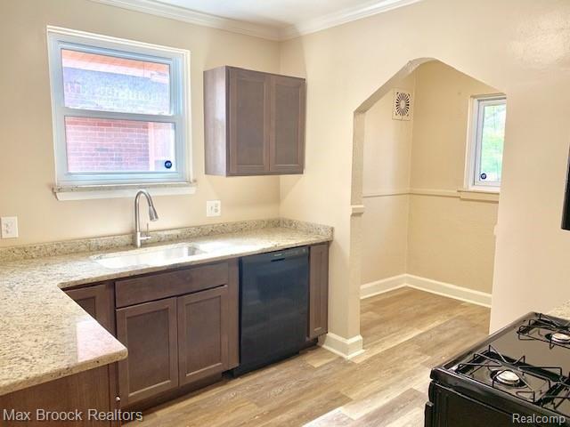 18511 Santa Rosa Drive Detroit, MI 48221 - Photo 3 of 14