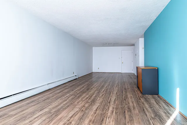 $216,800 | 4 Pembroke Drive, Unit 22, Derry, NH 03038