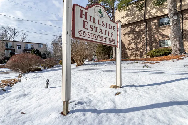 $216,800 | 4 Pembroke Drive, Unit 22, Derry, NH 03038