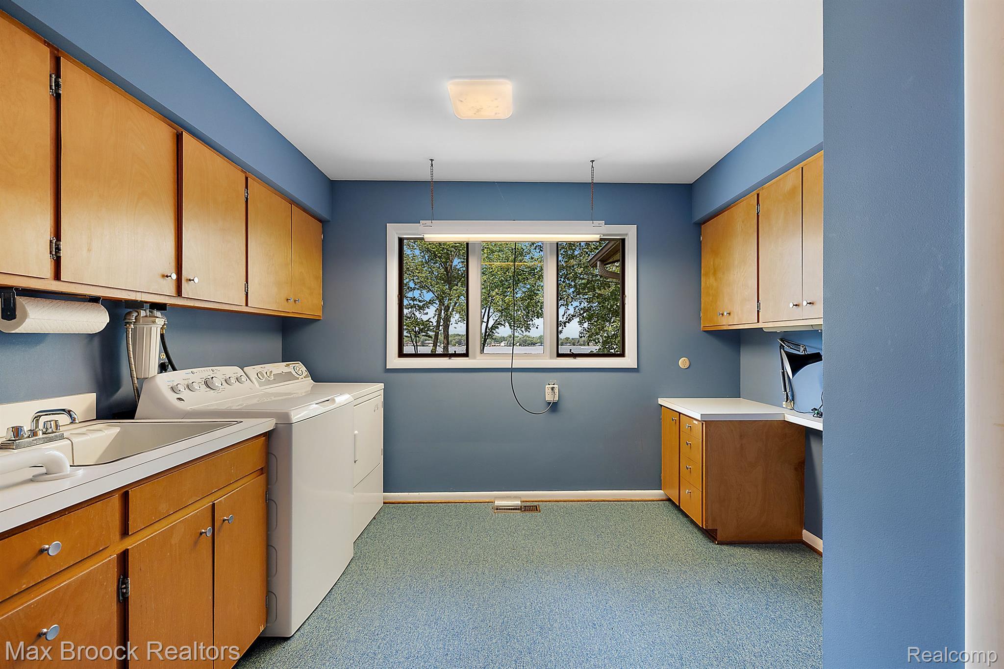 4550 Dow Ridge Road West Bloomfield, MI 48324 - Photo 23 of 46 Gallery Image 23