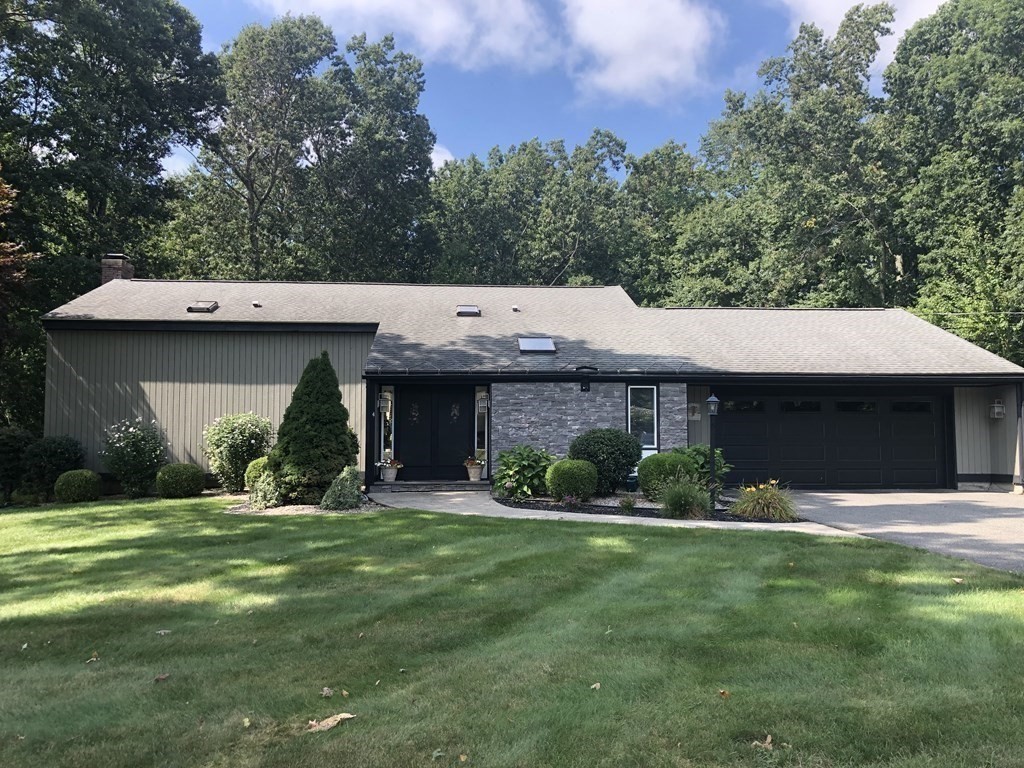 4 Laurel Lane, Wilbraham, MA 01095 Compass