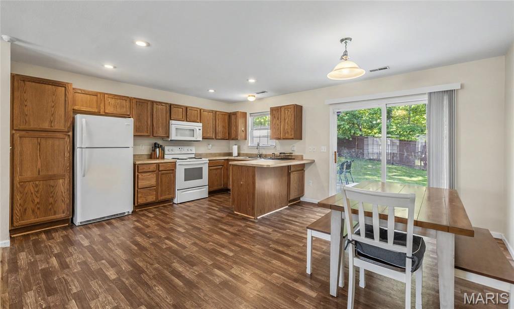 24248 Tanglewood Road St. Robert, MO 65584 - Photo 7 of 35