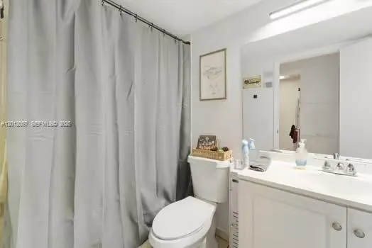 $1,900 | 7151 Miami Lakes Drive, Unit P22, Miami Lakes, FL 33014