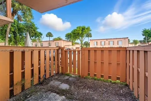 $1,900 | 7151 Miami Lakes Drive, Unit P22, Miami Lakes, FL 33014