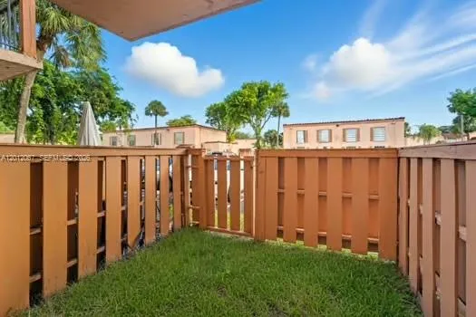 $1,900 | 7151 Miami Lakes Drive, Unit P22, Miami Lakes, FL 33014