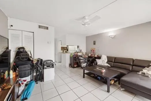 $1,900 | 7151 Miami Lakes Drive, Unit P22, Miami Lakes, FL 33014