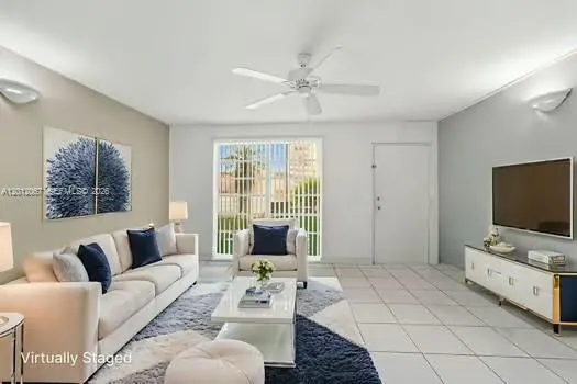 $1,900 | 7151 Miami Lakes Drive, Unit P22, Miami Lakes, FL 33014
