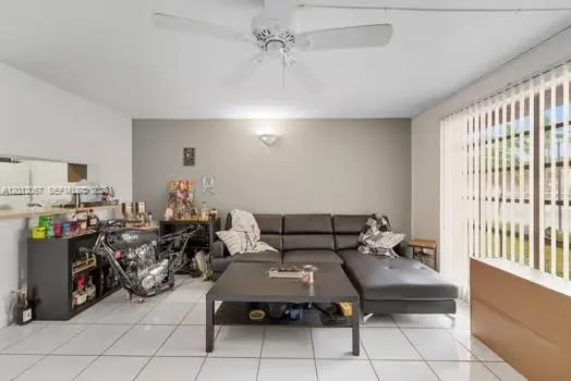 $1,900 | 7151 Miami Lakes Drive, Unit P22, Miami Lakes, FL 33014