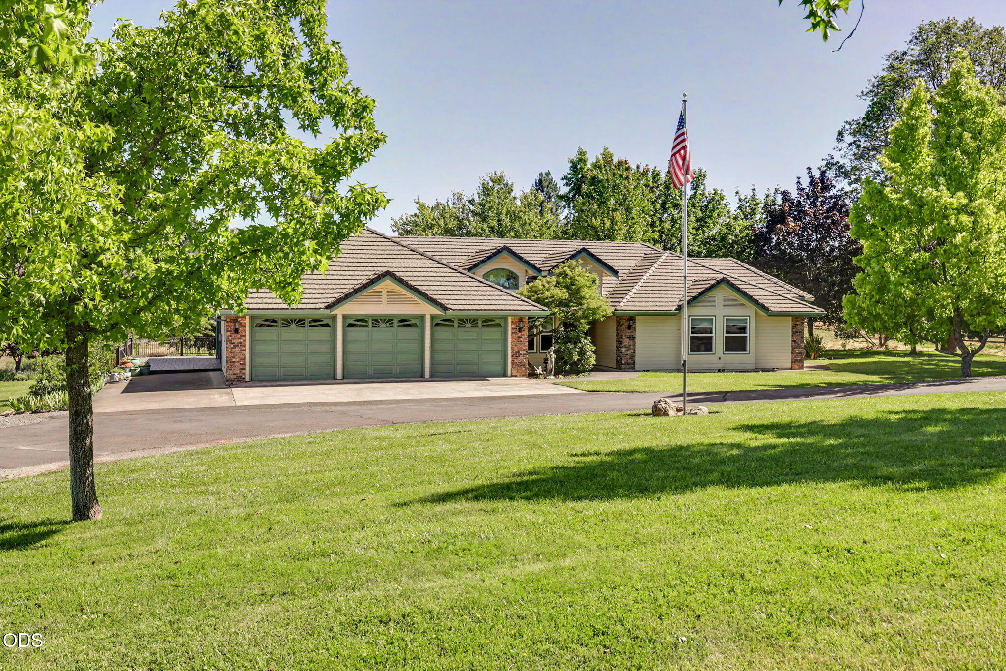 3939 Tami Lane Central Point, OR 97502 - Photo 45 of 57