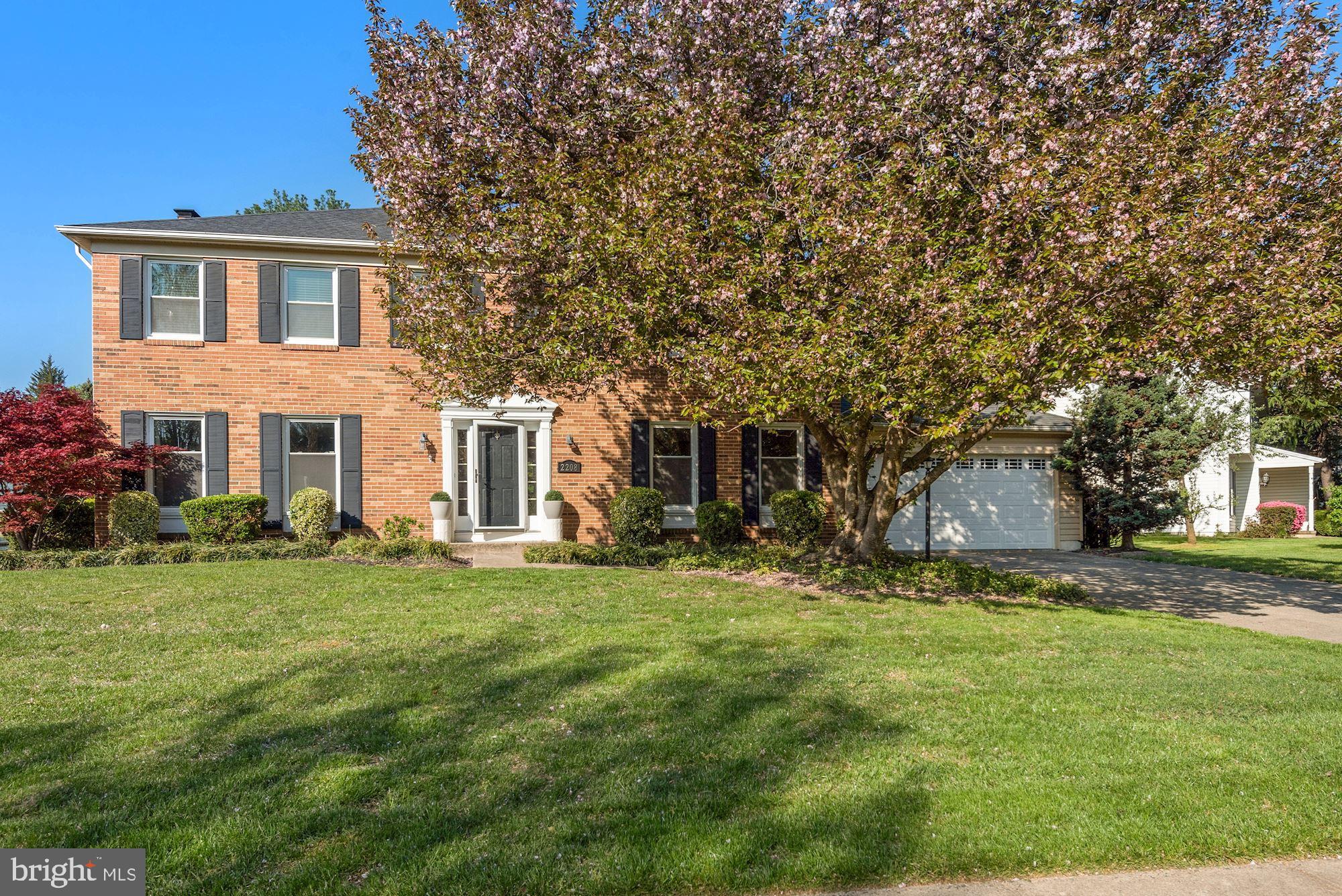 2208 Halter Lane Reston, VA 20191 - Photo 2 of 47