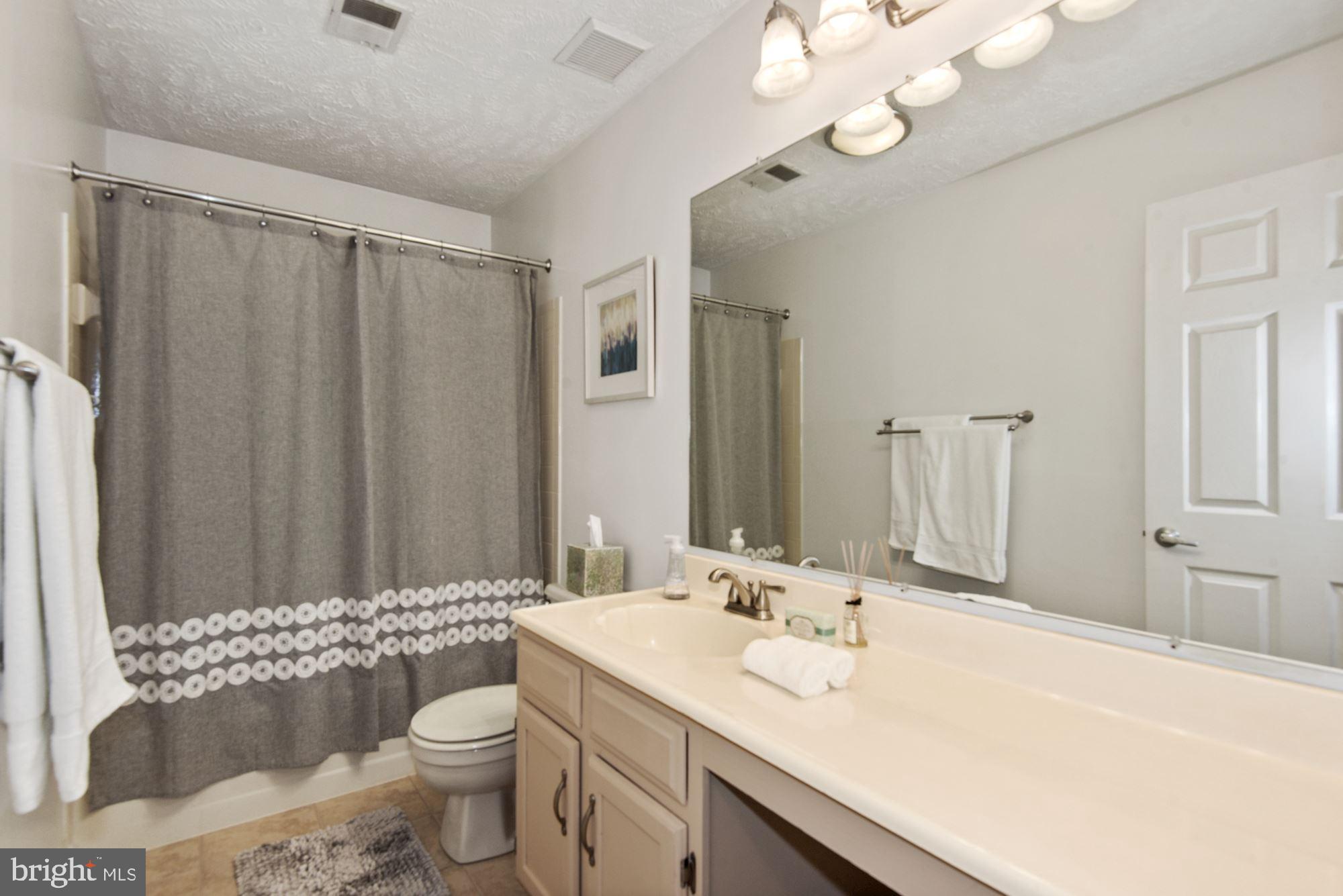2208 Halter Lane Reston, VA 20191 - Photo 43 of 47