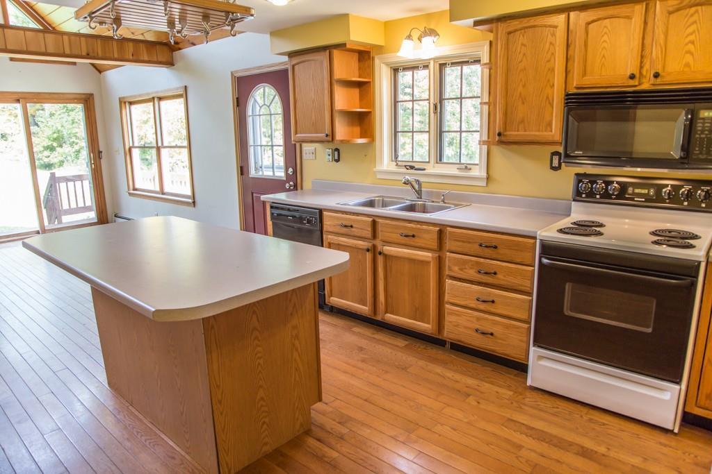 303 East Stage Road Pittston, ME 04345 - Photo 9 of 24 Photo