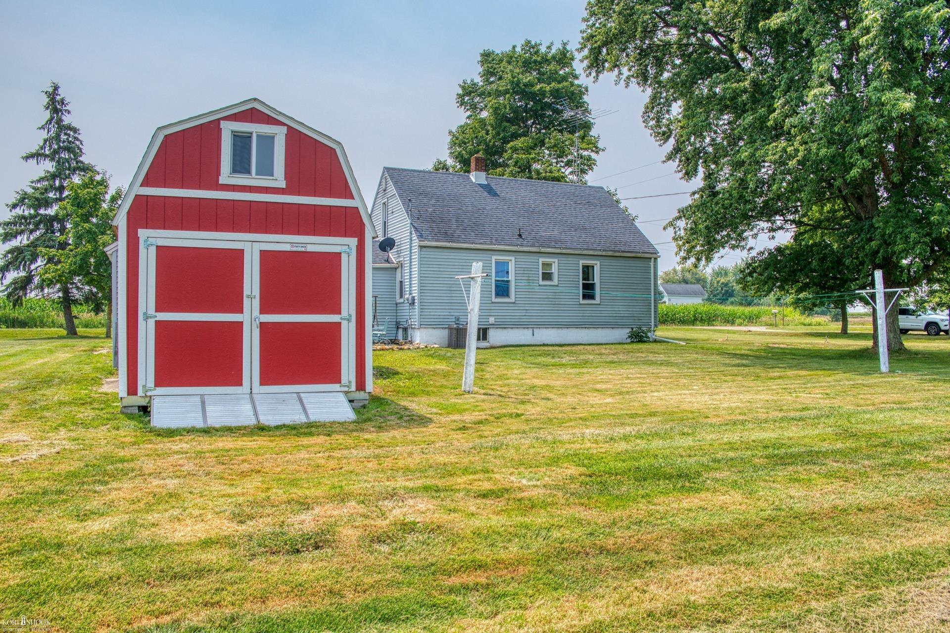 6035 Wilkinson Road Corunna, MI 48817 - Photo 27 of 33 50184229-6cb31cb5-307a-4c5b-aec3-aab8e459c5cc.JPG