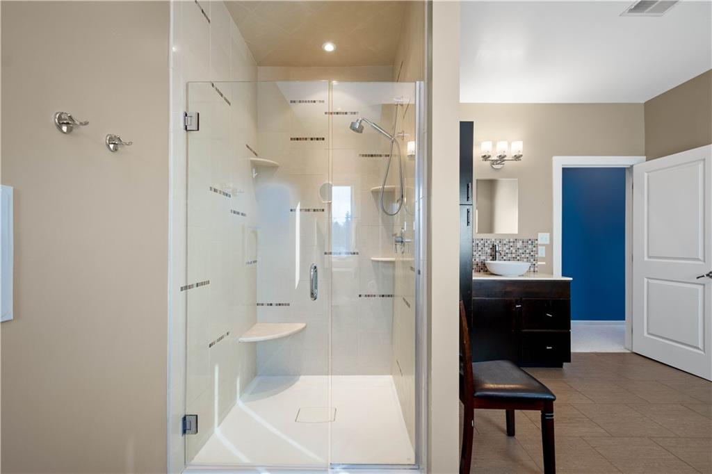 806 Harmony Road Pittsburgh, PA 15237 - Photo 26 of 49 Walk-in tiled shower.