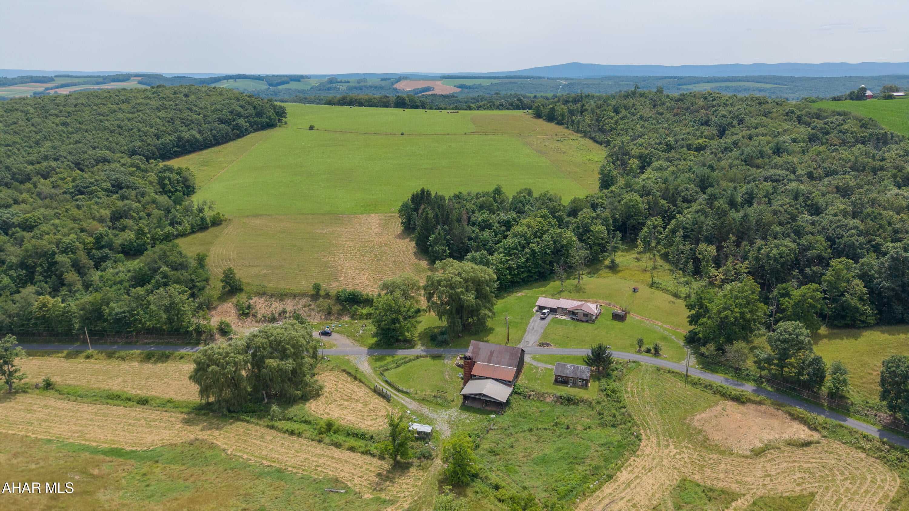 636 Kanouff Road New Paris, PA 15554 - Photo 76 of 83 Gallery Image 76