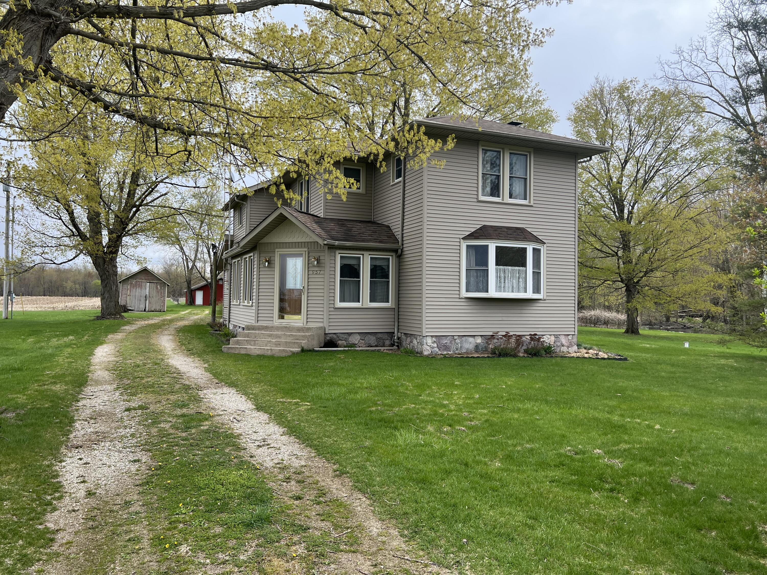 957 Dean Road Quincy, MI 49082 - Photo 3 of 38 22CDD607-CD01-4A65-AF91-E4E114276024