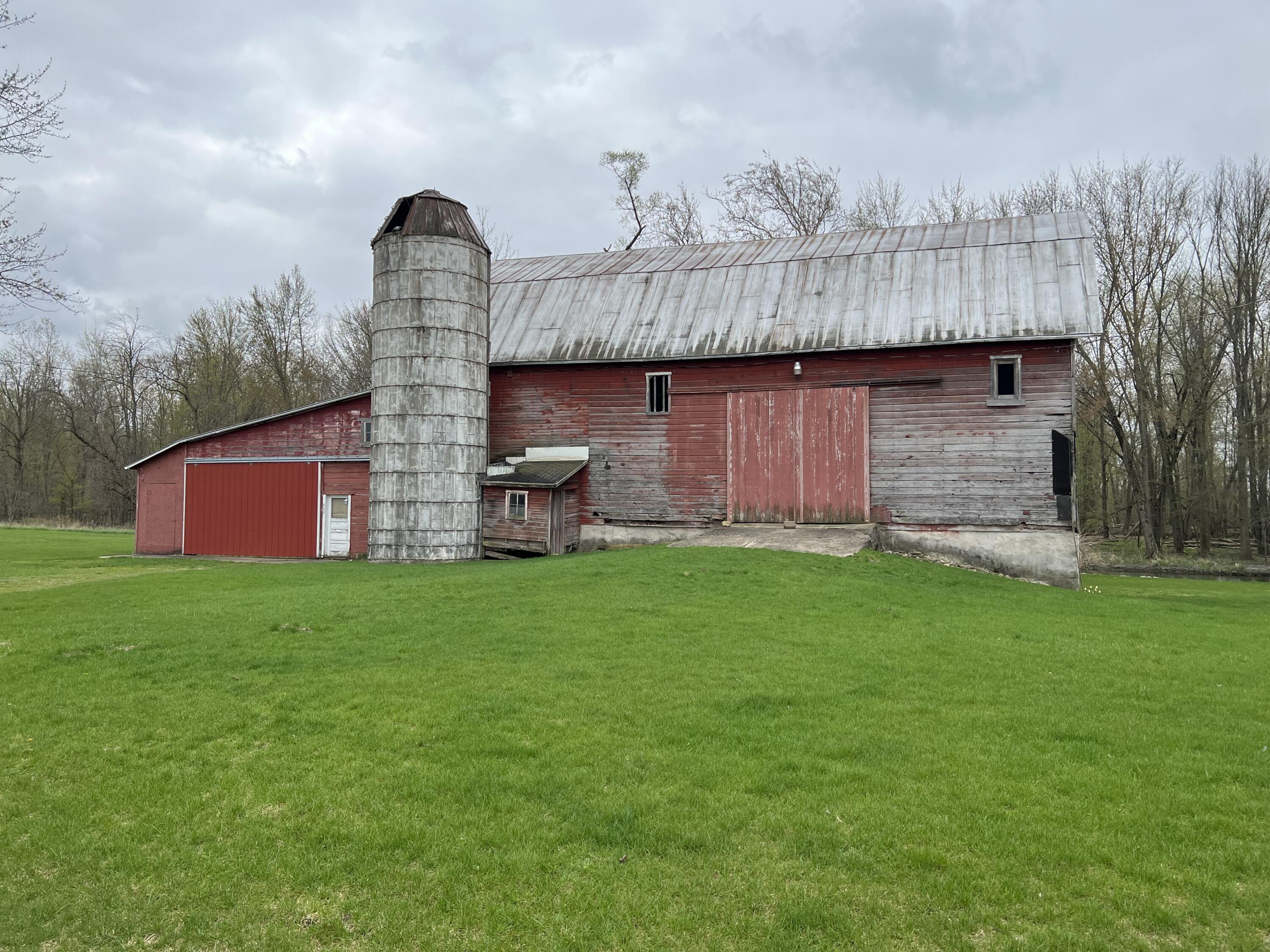 957 Dean Road Quincy, MI 49082 - Photo 9 of 38 09CF7B0A-AC61-48B0-A9A7-027EAD798641