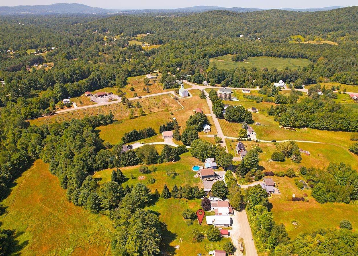 204 Shaw Road Fletcher, VT 05444 - Photo 17 of 40