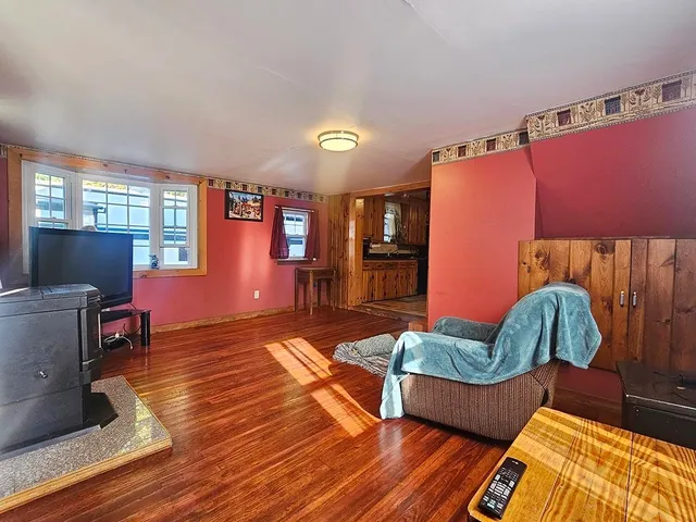 $387,900 | 204 Shaw Road, Fletcher, VT 05444