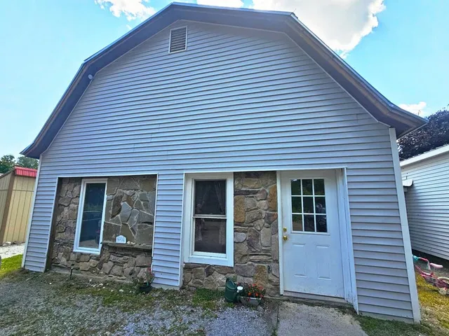 $387,900 | 204 Shaw Road, Fletcher, VT 05444