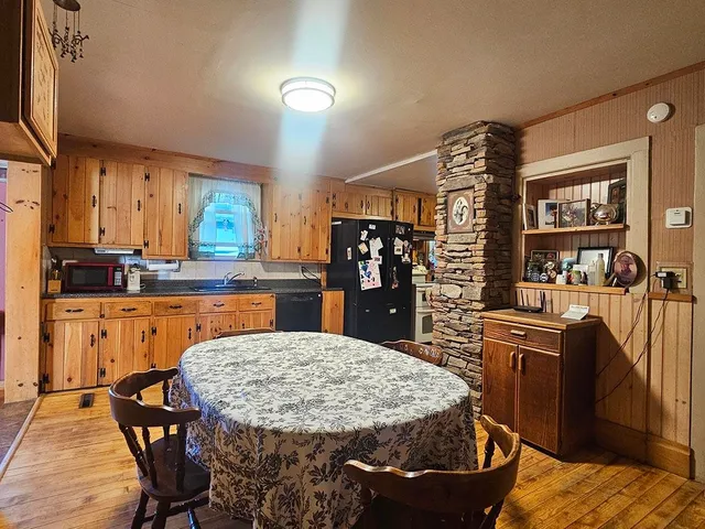 $387,900 | 204 Shaw Road, Fletcher, VT 05444