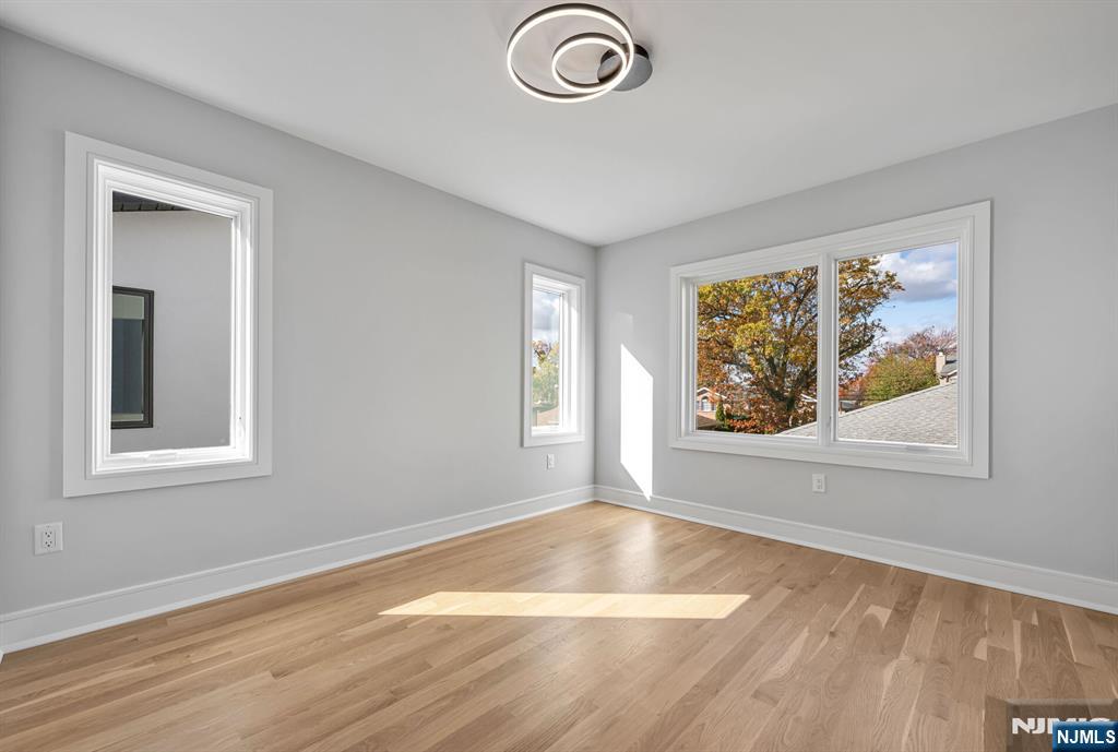2449 Camner Street Fort Lee, NJ 07024 - Photo 33 of 47 an empty room with window