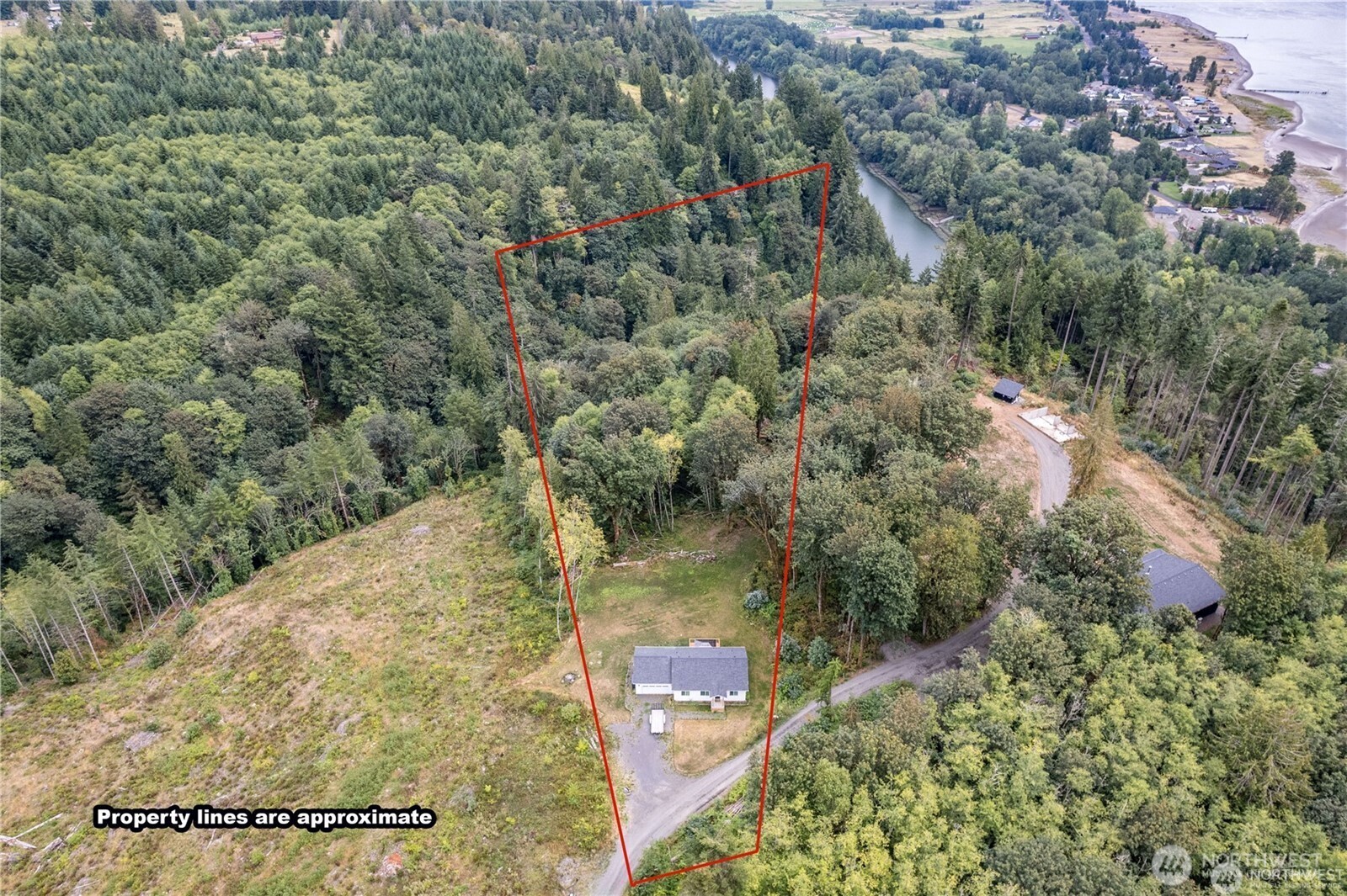 364 Channel View Lane Longview, WA 98632 - Photo 28 of 35