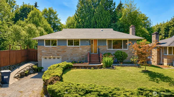 $624,950 | 11253 12th Avenue South, Seattle, WA 98168