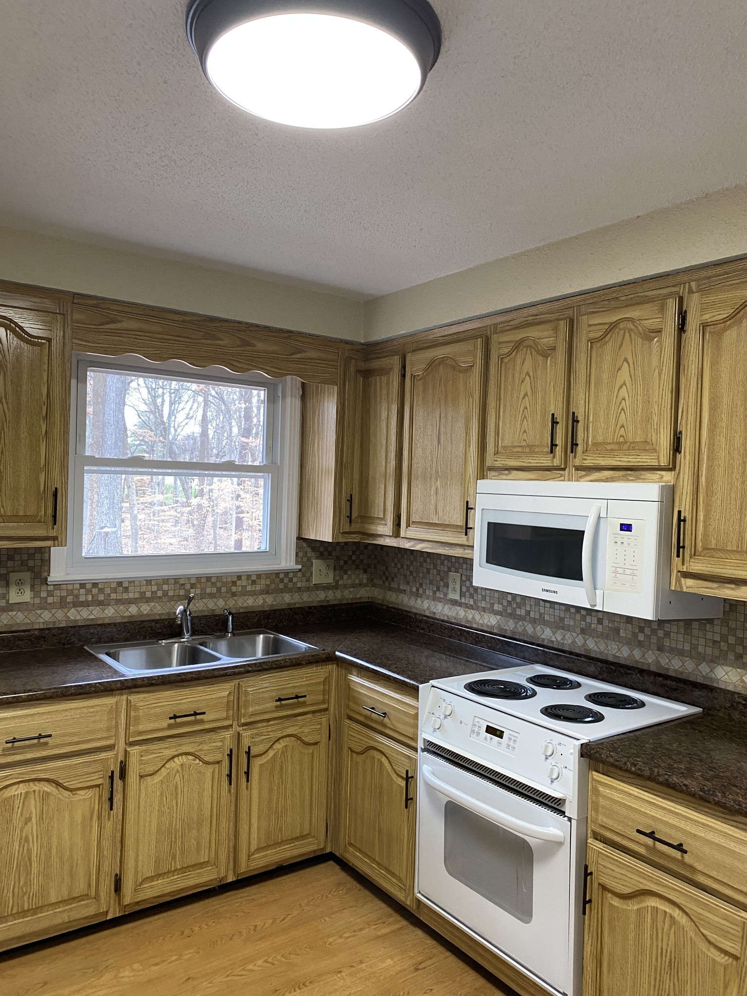 502 Bryan Road Clarksville, TN 37043 - Photo 13 of 28