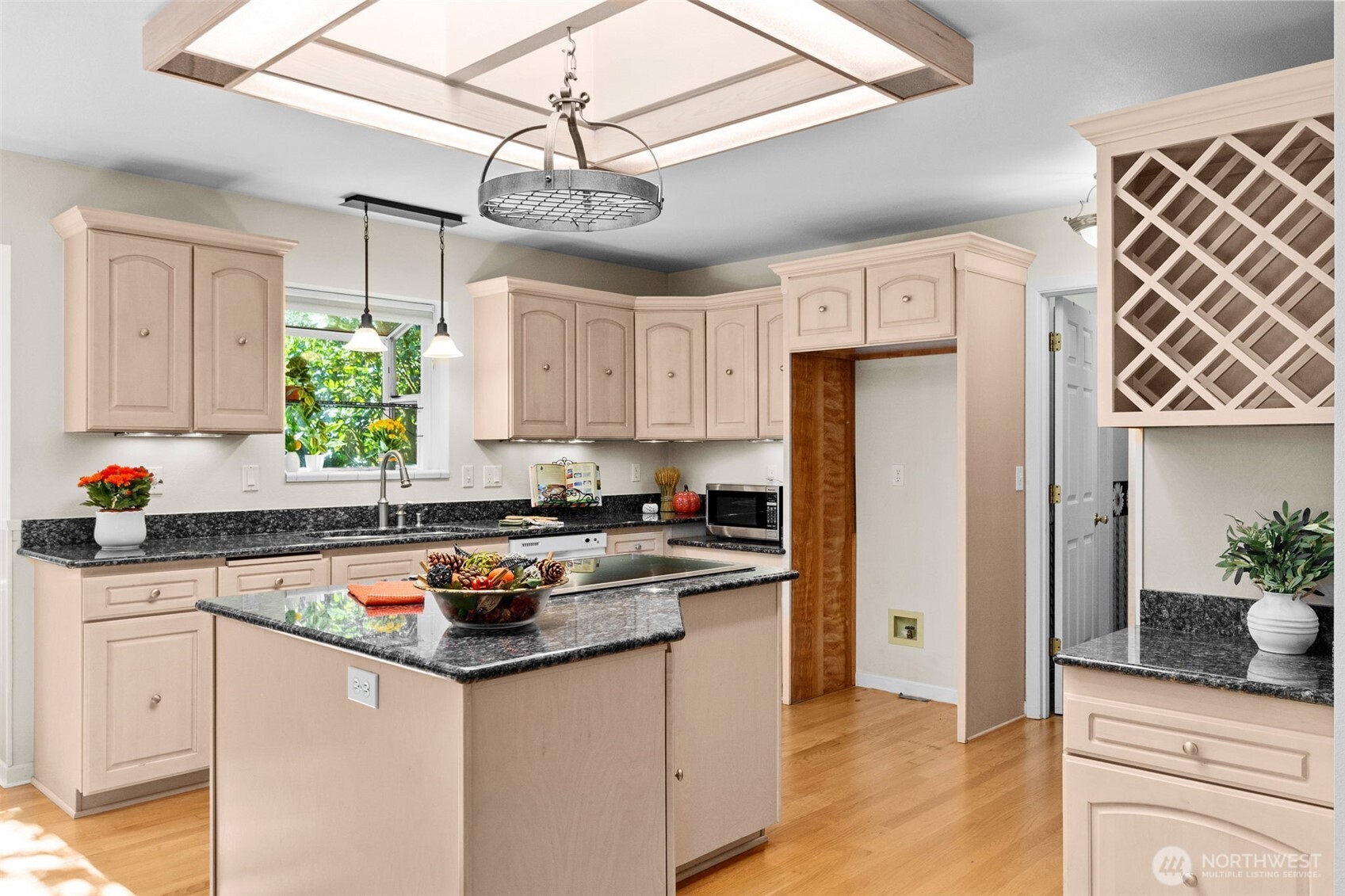 7920 Fairview Road Southwest Olympia, WA 98512 - Photo 23 of 40