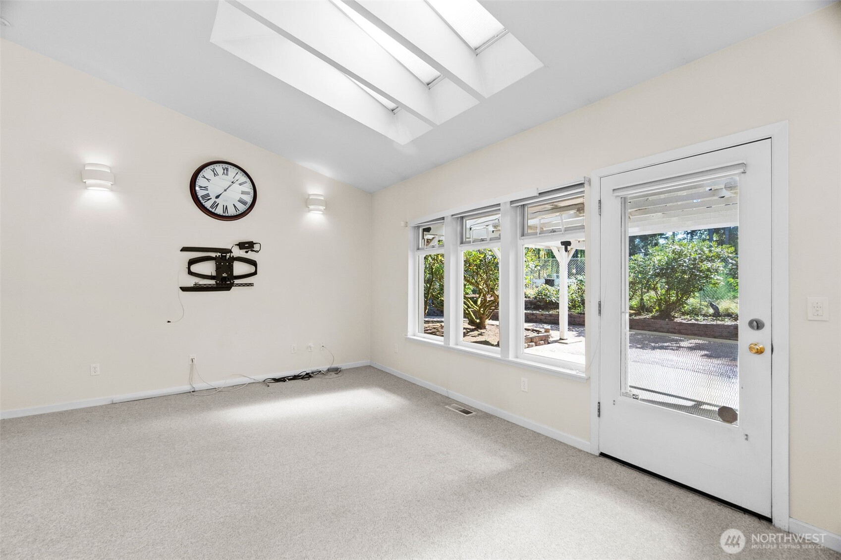 7920 Fairview Road Southwest Olympia, WA 98512 - Photo 31 of 40