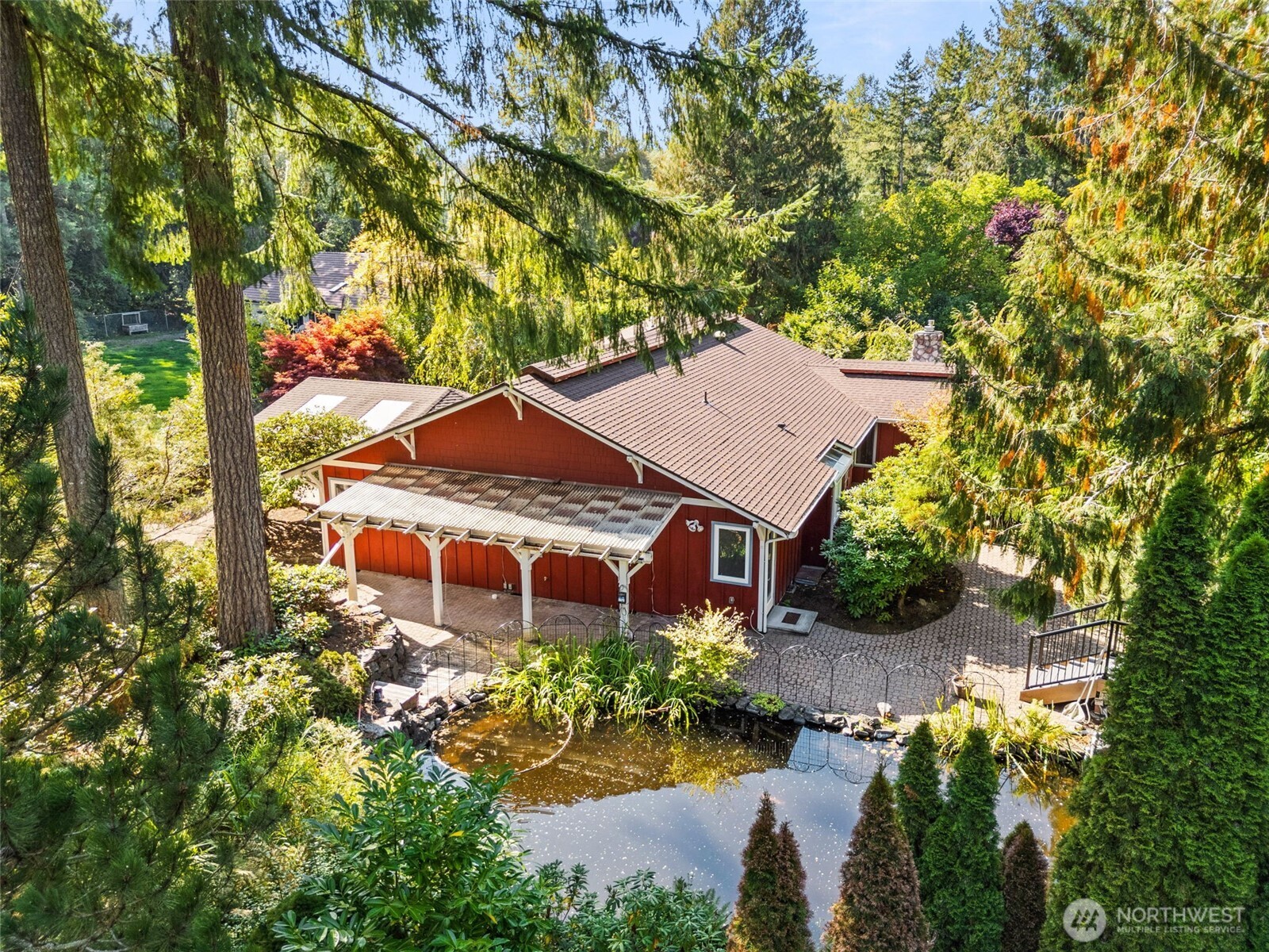 7920 Fairview Road Southwest Olympia, WA 98512 - Photo 4 of 40