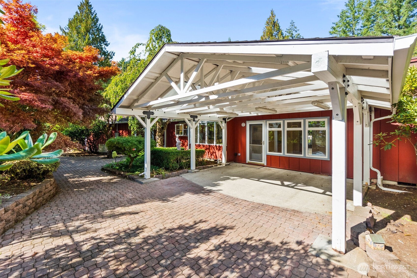 7920 Fairview Road Southwest Olympia, WA 98512 - Photo 6 of 40