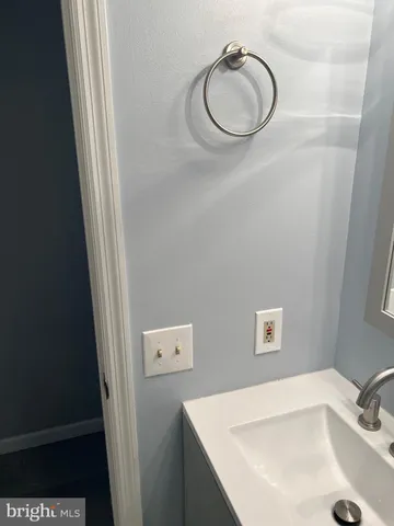 $2,100 | 5 Cranberry Court, Marlton, NJ 08053