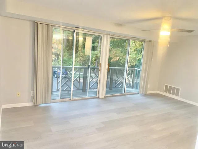 $2,100 | 5 Cranberry Court, Marlton, NJ 08053