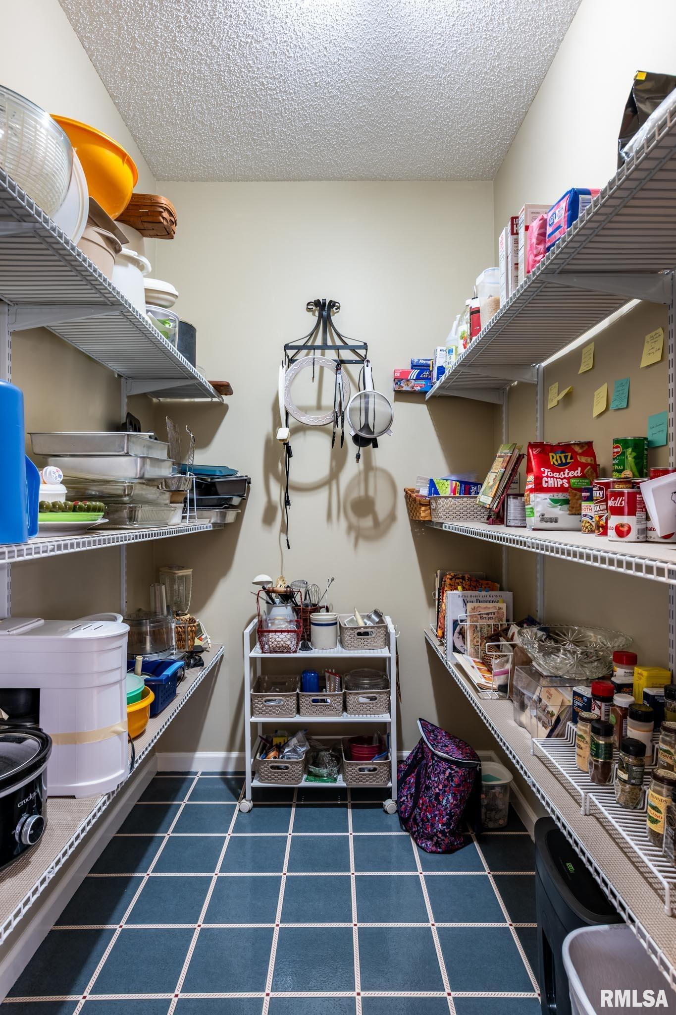 15052 Eastland Road Marion, IL 62959 - Photo 13 of 43