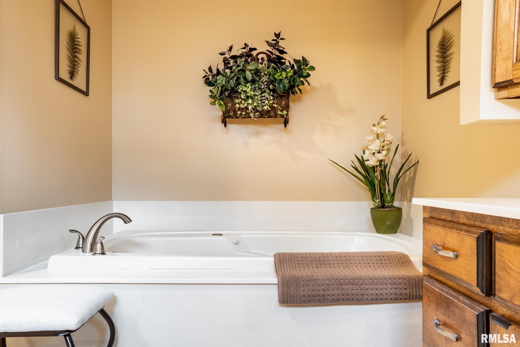 15052 Eastland Road Marion, IL 62959 - Photo 19 of 43