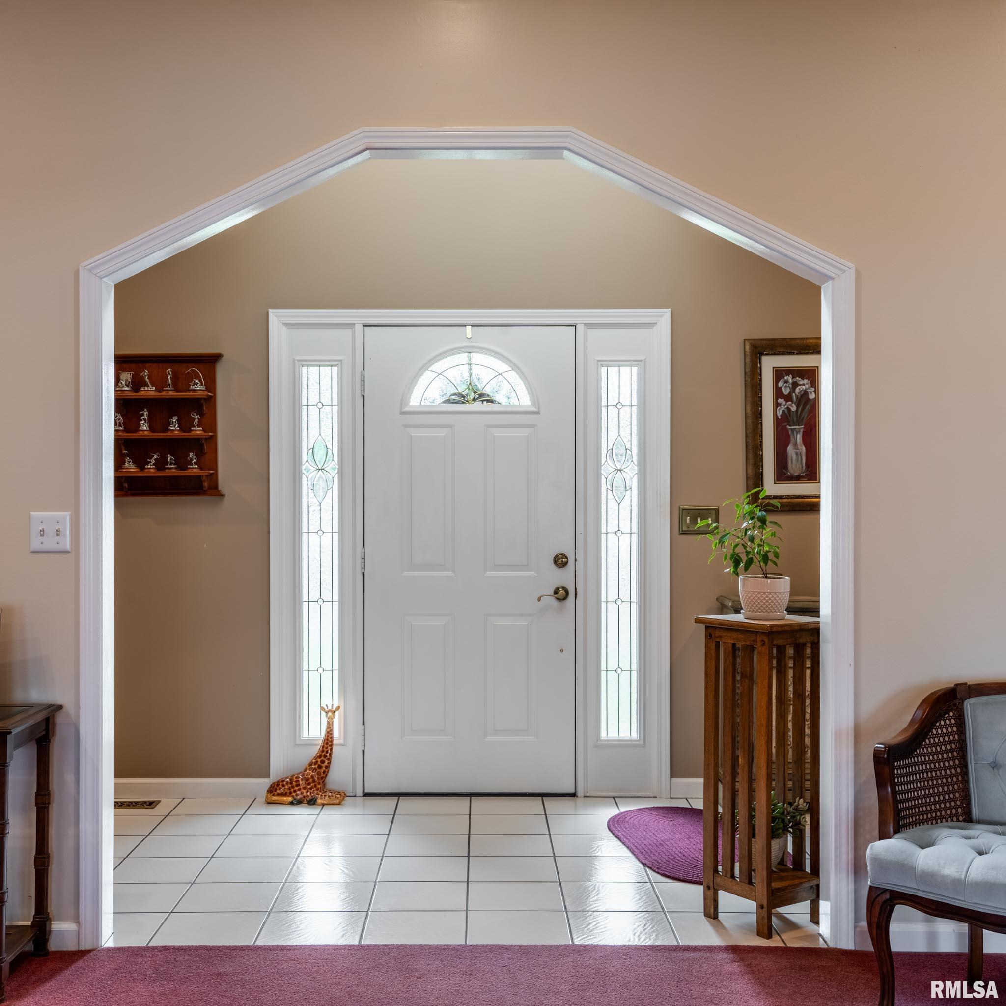 15052 Eastland Road Marion, IL 62959 - Photo 2 of 43