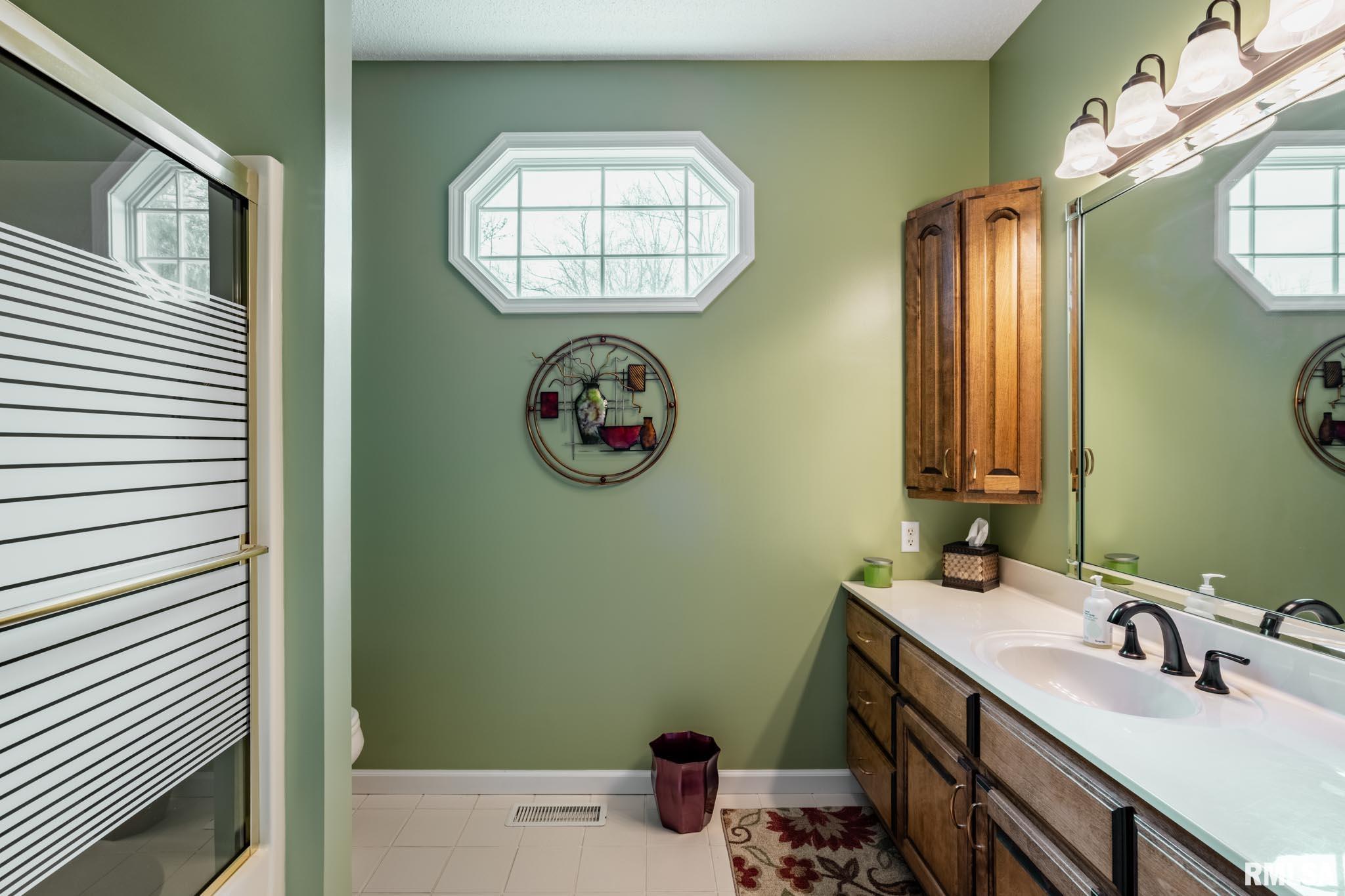 15052 Eastland Road Marion, IL 62959 - Photo 21 of 43